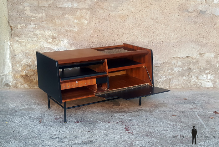 Meuble vintage teck, radio détourné, Philips, années 70 gentlemen designers
