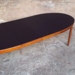 Table ovale à rallonges scandinave en teck, Ostergaard, plateau noir