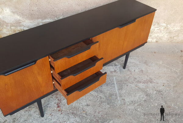 Enfilade vintage scandinave, teck, poignées noires