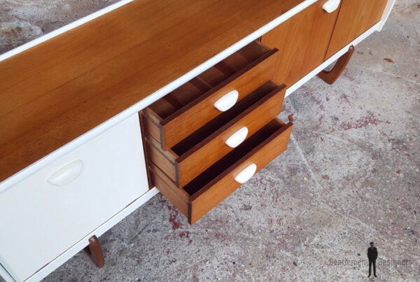 Enfilade, buffet, bar, vintage scandinave, blanc et teck gentlemen designers