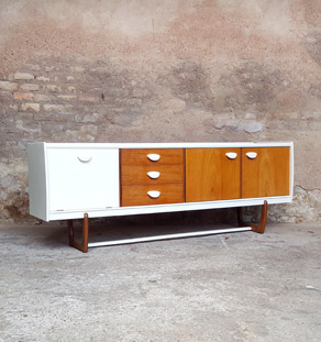 Enfilade, buffet, bar, vintage scandinave, blanc et teck gentlemen designers