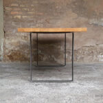 Table_chene_massif_pied_acier_brut_dore_vintage_bois_retro_design_annee_50_60_70_unique_original_gentlemen_designers_strasbourg_paris_alsace_handschuheim_bas-rhin_france-(9)