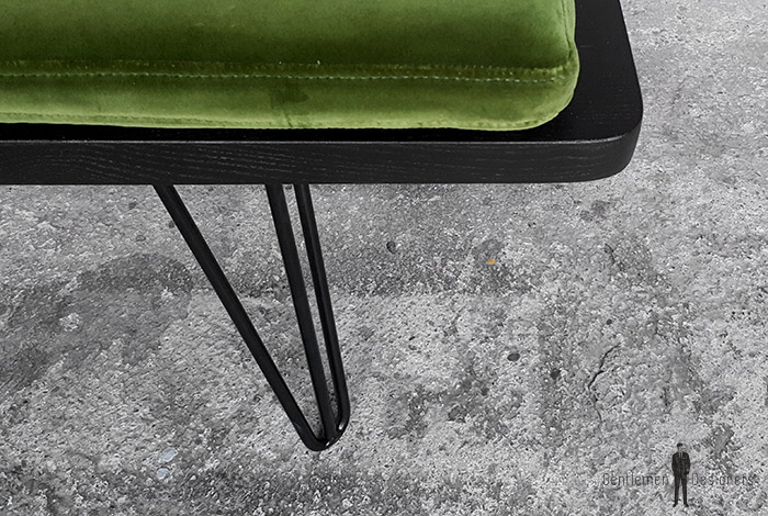 Banc_chene_teinte_ebene_vert_tissu_vintage_sur_mesure_creation_design_annee_50_60_fabriquer_france_made_in_gentlemen_designers_strasbourg_alsace_francais-(3)