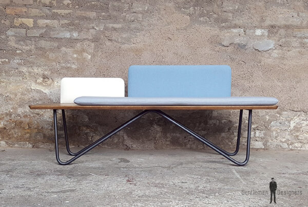 Banc_chene_tissu_bleu_blanc_gris_banquette_mobilier_vintage_sur_mesure_creation_design_annee_50_60_fabriquer_france_made_in_gentlemen_designers_strasbourg_alsace_francais-(2)