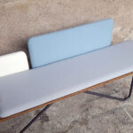 Banc_chene_tissu_bleu_blanc_gris_banquette_mobilier_vintage_sur_mesure_creation_design_annee_50_60_fabriquer_france_made_in_gentlemen_designers_strasbourg_alsace_francais-(4)