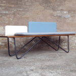 Banc_chene_tissu_bleu_blanc_gris_banquette_mobilier_vintage_sur_mesure_creation_design_annee_50_60_fabriquer_france_made_in_gentlemen_designers_strasbourg_alsace_francais-(7)