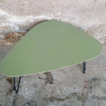 table_basse_strat_vert_pied_metal_vintage_unique_original_gentlemen_designers_strasbourg_paris_alsace_handschuheim_bas-rhin_france-(4)