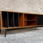 meuble_tv_teck_vert_valcromat_noir_vinyle_sur_mesure_vintage_unique_original_gentlemen_designers_strasbourg_paris_alsace_handschuheim_bas-rhin_france-(6)