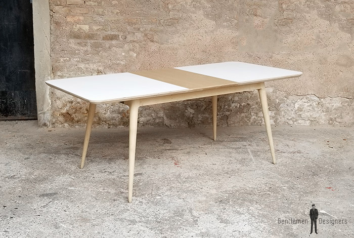 table_a_manger_rallonges_stratifiee_blanc_centrale_plaque_chene_sur_mesure_vintage_unique_original_gentlemen_designers_strasbourg_paris_alsace_handschuheim_bas-rhin_france-(11)