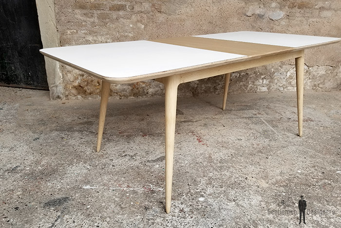 table_a_manger_rallonges_stratifiee_blanc_centrale_plaque_chene_sur_mesure_vintage_unique_original_gentlemen_designers_strasbourg_paris_alsace_handschuheim_bas-rhin_france-(12)