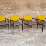 lot_chaises_tissu-gris_jaune_teck_pieds_metal_sur_mesure_vintage_unique_original_gentlemen_designers_strasbourg_paris_alsace_handschuheim_bas-rhin_france-(2)