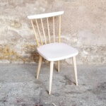lot_8_chaises_multicolor_chene_bleu_rouge_jaune_gris_rose_barreaux_sur_mesure_vintage_gentlemen_designers_strasbourg_paris_alsace_handschuheim_bas-rhin_france (14)