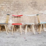lot_8_chaises_multicolor_chene_bleu_rouge_jaune_gris_rose_barreaux_sur_mesure_vintage_gentlemen_designers_strasbourg_paris_alsace_handschuheim_bas-rhin_france (14)