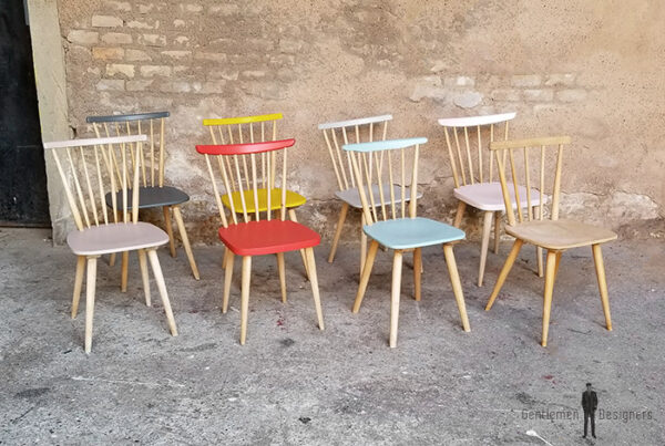 lot_8_chaises_multicolor_chene_bleu_rouge_jaune_gris_rose_barreaux_sur_mesure_vintage_gentlemen_designers_strasbourg_paris_alsace_handschuheim_bas-rhin_france (14)