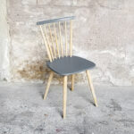 lot_8_chaises_multicolor_chene_bleu_rouge_jaune_gris_rose_barreaux_sur_mesure_vintage_gentlemen_designers_strasbourg_paris_alsace_handschuheim_bas-rhin_france (14)