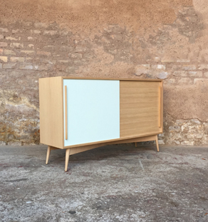 Enfilade buffet en chêne comprenant 2 portes coulissantes