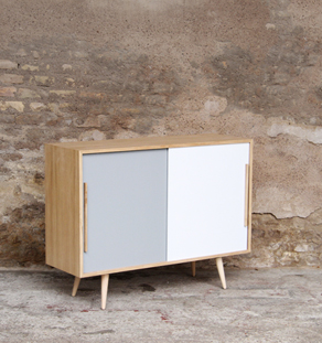 Petit buffet enfilade comprenant 2 portes coulissantes