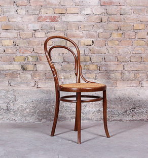 Chaise N°.14 par Michael Thonet pour Thonet, hêtre courbé assise en cannage, Autriche, circa 1859