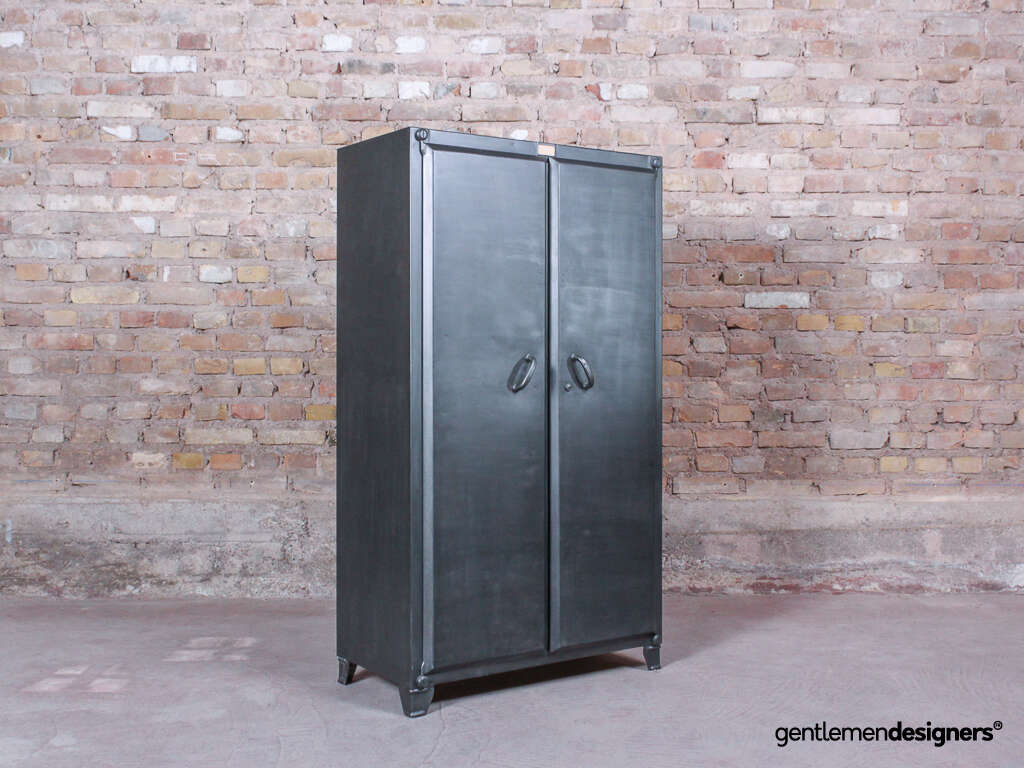 Armoire industrielle avec 2 portes battantes en acier brossé, circa 1950