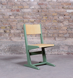 Chaise piétement luge, traineau en bois massif, circa 1950