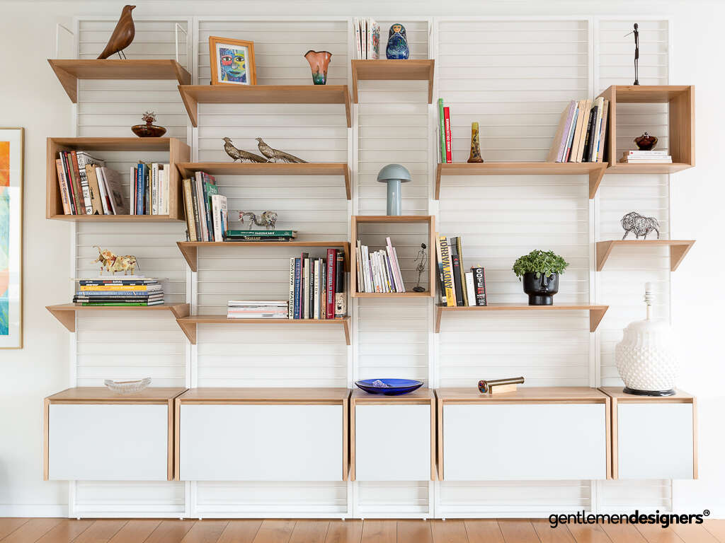 Etagere Murale Suspendue Modulable Avec Des Etageres Et Des Caissons Etagere Murale Suspendue Modulable Avec Des Etageres Et Des Caissons