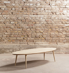 Table basse ovale en chêne massif local (170x70cm)