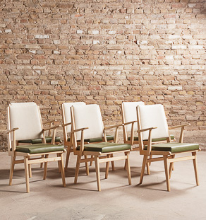 Lot de 6 chaises en hêtre massif restauré et relooké en simili cuir vert et tissu gris
