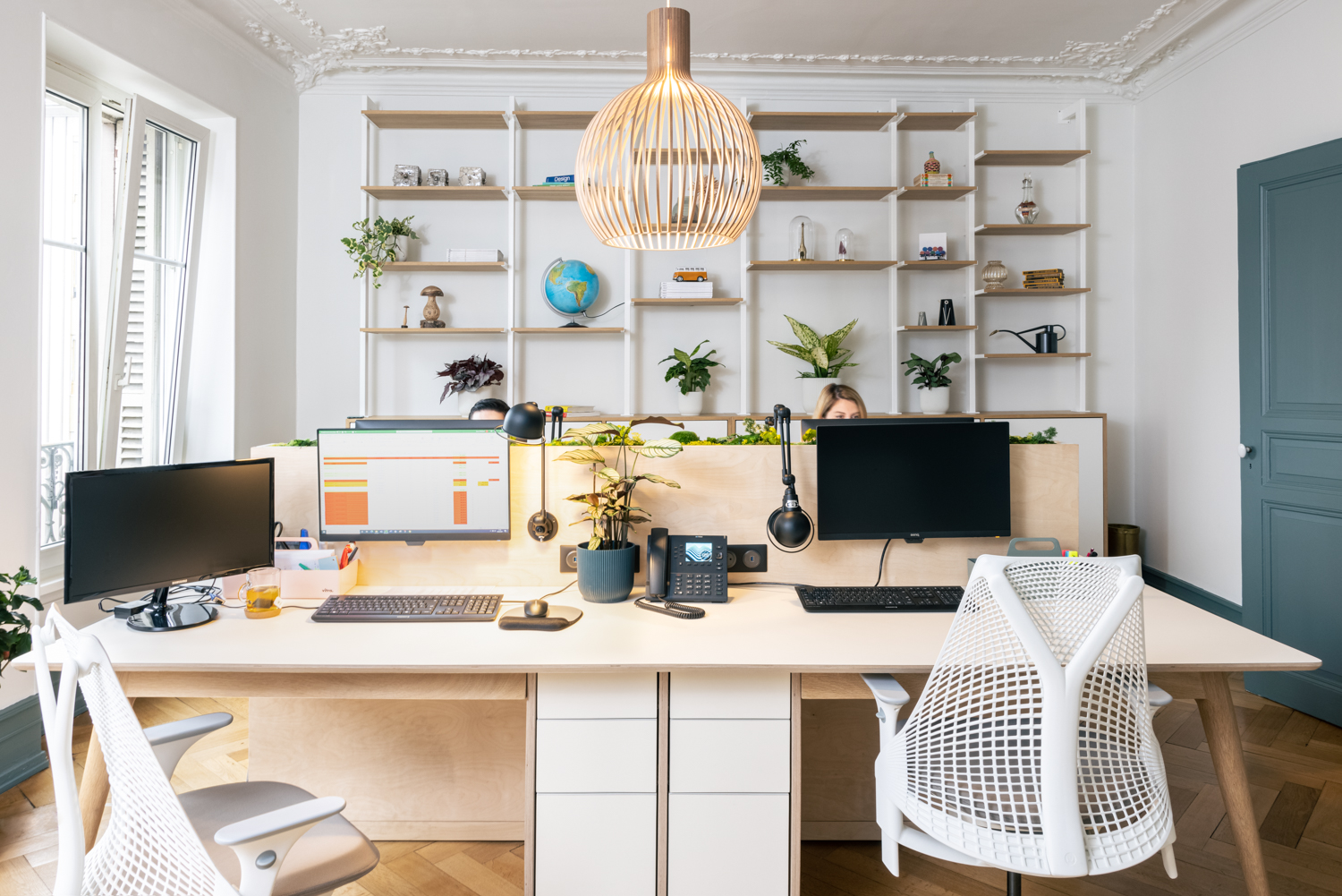 Un bureau design pour un espace de travail stylé - Elle Décoration