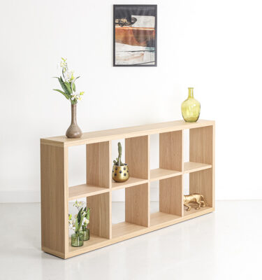 Etagère en chêne avec des niches de rangement