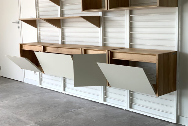 bibliothèque murale sur mesure et design