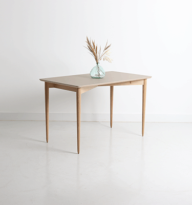 Petite table à manger design