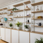 bibliothèque sur mesure pour des bureaux